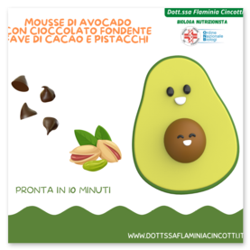 Mousse Avocado con Cioccolato Fondente e Fave di Pistaccio